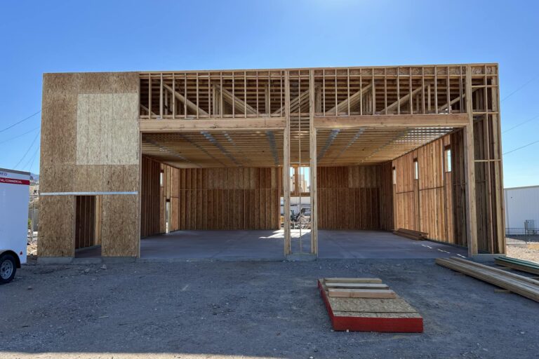 new huge 2 stall garage built in lake havasu